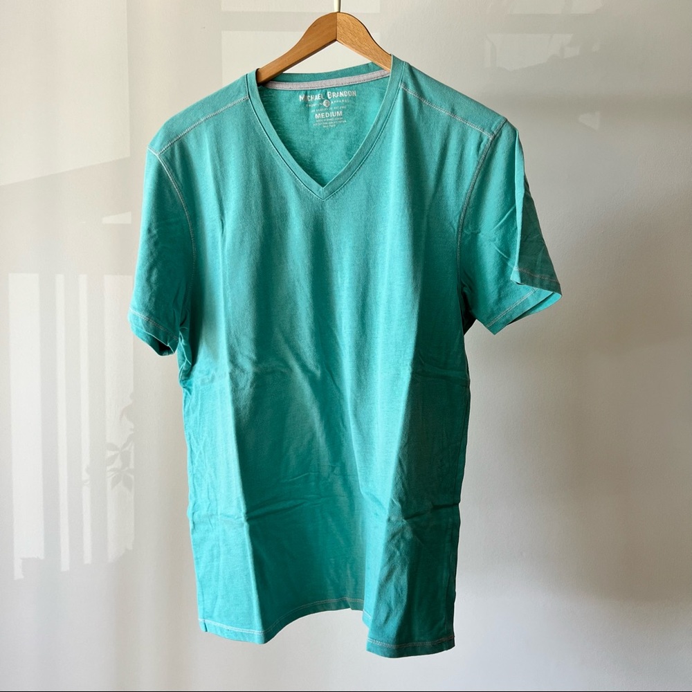 2/20$ Michael Brandon Blue Shirt Size Medium